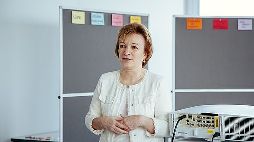 Vizepräsidentin Prof. Dr. Christiane Hellbach begrüßte die Teilnehmerinnen