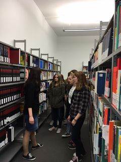 Die Girls’Day Akademie in der Bibliothek