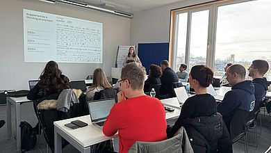 Am Freitag präsentierten die Gruppen ihre Ergebnisse vor den Kunden und den beteiligten Dozierenden der OTH Amberg-Weiden und der Partneruniversitäten.