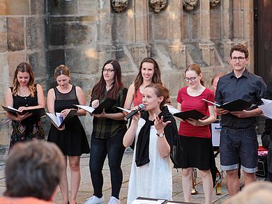 Hochschulchor singt