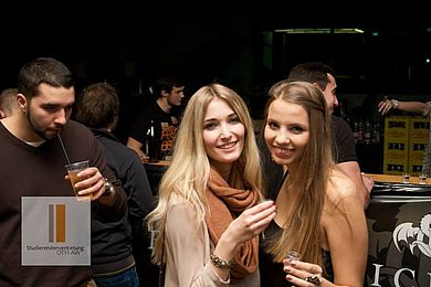 2014-15 WS OTH HappyHourParty klein 22