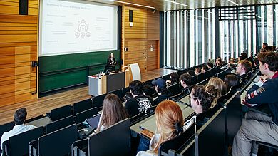 Die Studierenden lernen das Thema Employer Branding mit tatsächlichen Input aus der Praxis kennen