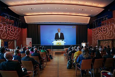 politician bavarian support