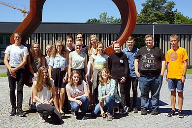 Die Schülerinnen und Schüler beim 1. Ostbayerischen ScienceCamp