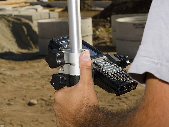 GPS-Gerät für den Bereich Geodäsie GPS-Gerät für den Bereich Geodäsie