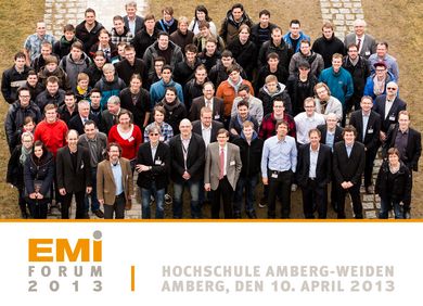 Am 10. April 2013 fand zum ersten Mal das EMI-Forum in der Fakultät Elektro- und Informationstechnik statt. EMI, das ist die Abkürzung von Elektrotechnik, Medien und Informatik, und bildet damit die drei Ausbildungsrichtungen der Fakultät.