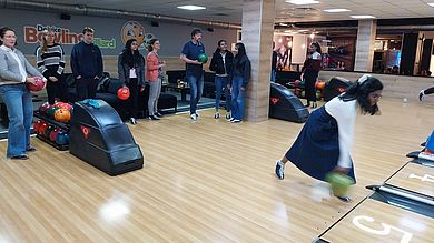 Auch ein gemeinsamer Bowlingabend stand auf dem Programm