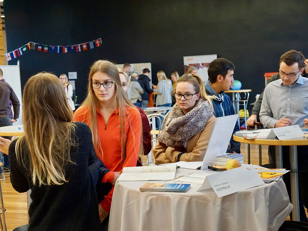 International Afternoon: Studium und Praktikum im Ausland