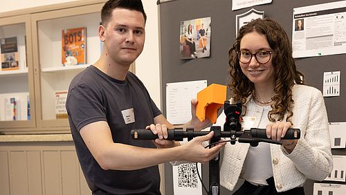 Das Gründerteam Guardify durfte sich beim 5-Euro-Business-Wettbewerb über den Medienpreis freuen; Foto: Erich Malter