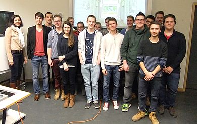 Am 3. Dezember 2013 wurde das P-Seminar „Von der Erfindung zum Patent“ am Gymnasium Tutzing unter Leitung von Studienrätin Cornelia Holzapfel mit der Vorstellung der Ergebnisse durch die Schülerinnen und Schüler abgeschlossen.