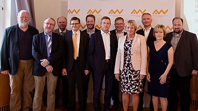 Die TeilnehmerInnen am Fachgespräch: Kanzler Ludwig von Stern, Michael Kreutle, Dr. Wolfgang Weber, Vizepräsident Prof. Dr. Alfred Höß, MdL Oliver Jörg, Präsidentin Prof. Dr. Andrea Klug, MdL Dr. Harald Schwartz, Vizepräsidentin Prof. Dr. Christian