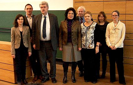 Auf Einladung des Bayerischen Hochschulzentrums für Mittel-, Ost- und Südosteuropa (BAYHOST) hat Dr. Gregor Berghorn, Leiter der Außenstelle des Deutschen Akademischen Austauschdienstes (DAAD) in Moskau, die OTH Amberg-Weiden besucht. In seinem Vortrag