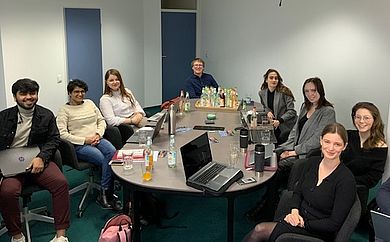 dt u ukr Studierende bei Adojo Nbg Feb 2022