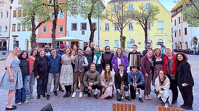 Gruppenfoto auf dem Marktplatz in Weiden