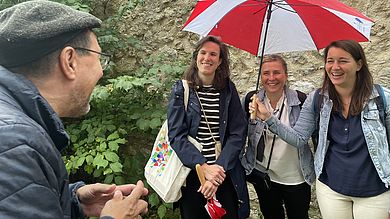 Gemeinsam mit Hochschulseelsorger Dr. Markus Lommer besichtigten sie Amberg