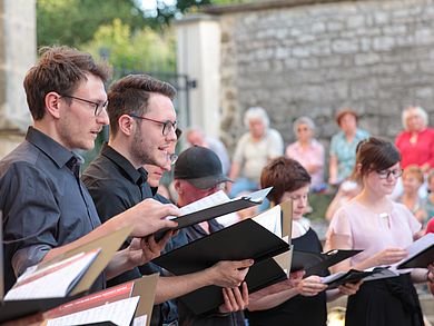 Hochschulchor singt