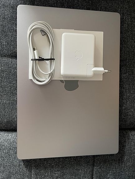 Macbook