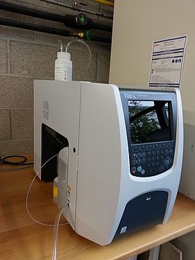 Der TOC-L dient der Bestimmung von TOC und DOC Wert von wässrigen Medien und Schlämmen.