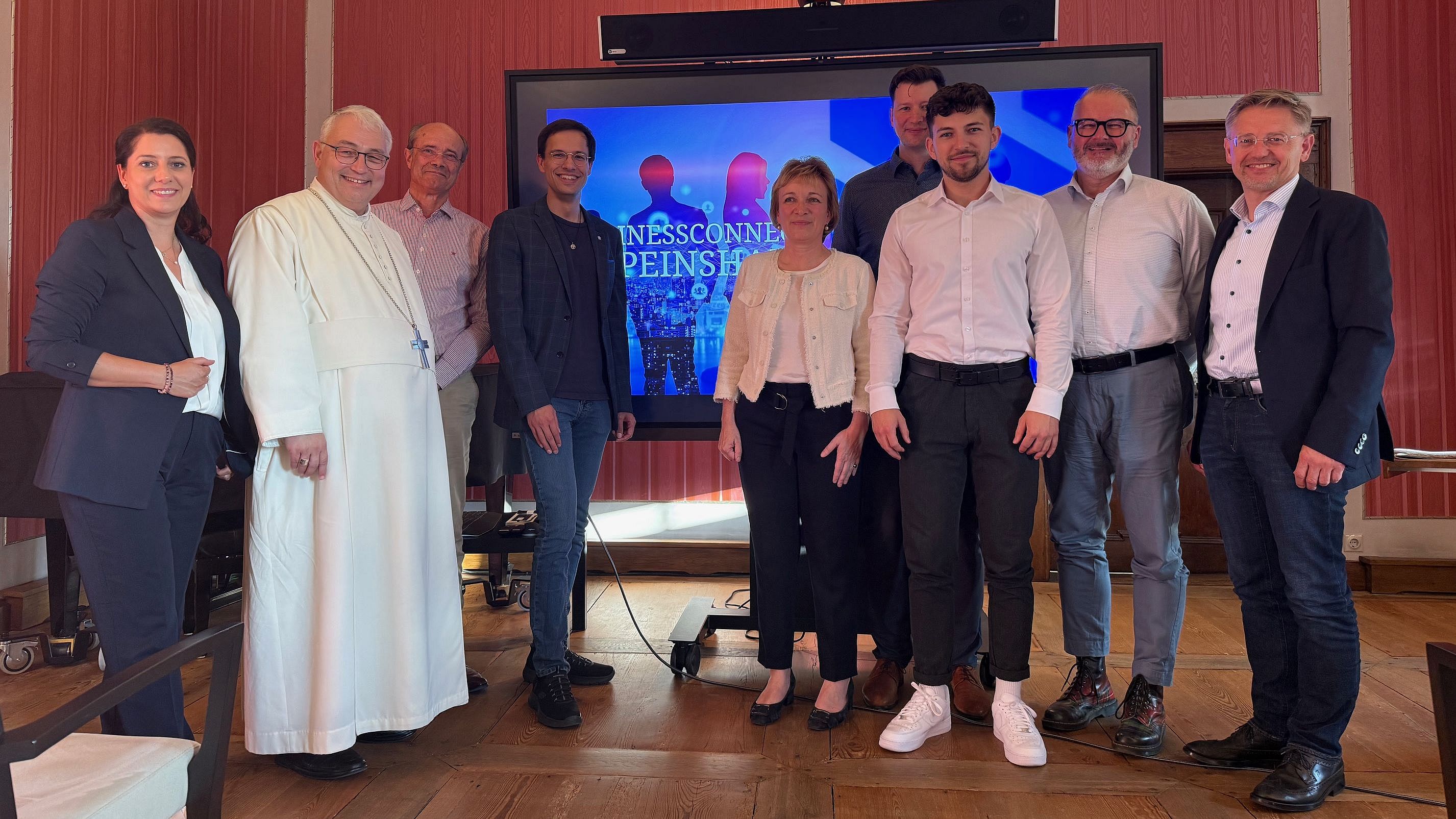 Mit dem SSC Speinshart, dem Campus Kemnath, der OTH Amberg-Weiden und der TH Deggendorf entsteht eine eng vernetzte Innovationskette: von der Forschungsidee über die Gründung bis hin zum erfolgreichen Unternehmensaufbau