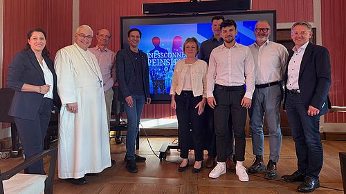 Mit dem SSC Speinshart, dem Campus Kemnath, der OTH Amberg-Weiden und der TH Deggendorf entsteht eine eng vernetzte Innovationskette: von der Forschungsidee über die Gründung bis hin zum erfolgreichen Unternehmensaufbau