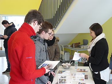 Infostand Studien- und Career Service