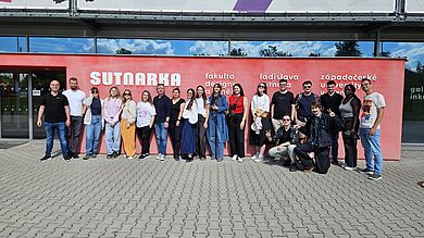 Die deustchen und tschechischen Studierenden bei der Abschlussveranstaltung in Pilsen
