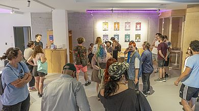 Zahlreiche Besucherinnen und Besucher kamen zur Vernissage