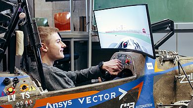 Auch das Thema Motorsport ist durch einen Bachelor-, einen Masterstudiengang und die Initiative Formula Student Running Snail an der Hochschule präsent