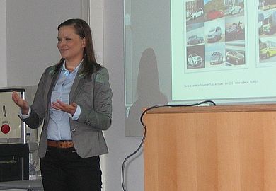 Ein besonderes Element des Moduls „Integrierte Materialwirtschaft“ im Masterstudiengang „Interkulturelles Unternehmens- und Technologiemanagement“ der Fakultät Wirtschaftsingenieurwesen ist die Einbindung externer Experten in Form eines Interview