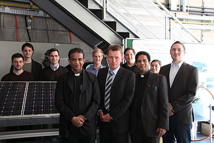 Vor wenigen Tagen wurde an der HAW Besuch aus Indien empfangen. Frater Dr. Antony Kariyil, Direktor der Rajagiri School of Engineering and Technology(RSET), besuchte am 14. April 2013 im Rahmen einer Deutschlandreise die Fakultät Maschinenbau/Umwelttechn