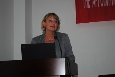 Prof. Dr. Klug bei ihrem Vortrag