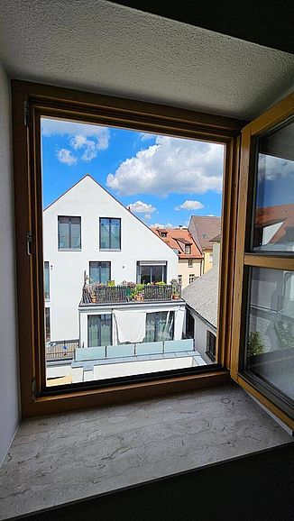 Ausblick 4. Zimmer (Dachgeschoss) Ausblick 4. Zimmer (Dachgeschoss)