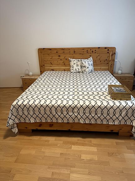 Schlafzimmer mit Einbauschrank