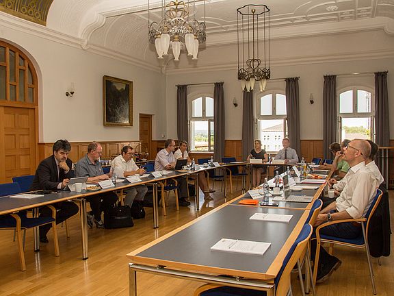 Vizepräsidentinnen und Vizepräsidenten im Senatssaal