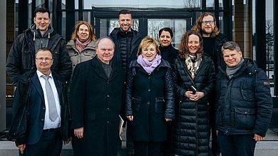 Gemeinsam mit den Hochschulen aus Deggendorf und Mittweida, sowie der TeleskopEffekt GmbH sondierte die OTH Amberg-Weiden die Möglichkeiten für gemeinsame Projekte zur Gründungsförderung