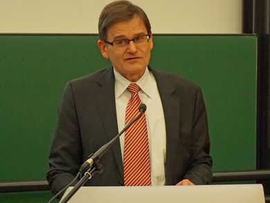Prof. Dr. Alfred Höß, Vizepräsident der OTH Amberg-Weiden 