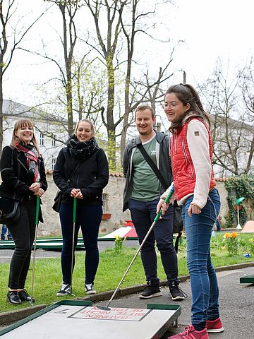 Über 50 Studierende nahmen am Turnier teil.