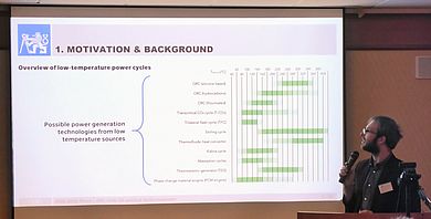 Novotný bei seinem Vortrag