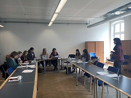 Referentin Birgit Barth vermittelte Zeit- und Selbstmanagement-Techniken