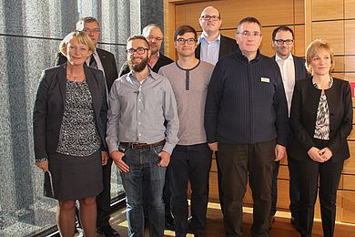 Von links: Prof. Dr. Andrea Klug, Jürgen Wagner, Harald Frank, Prof. Dr. Mario Fischer, Robert Müller, Michael Diener, Norbert Weig, Prof. Dr. Marco Nirschl, Prof. Dr. Christiane Hellbach