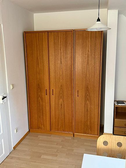 Der Schrank / Wardrobe Der Schrank / Wardrobe