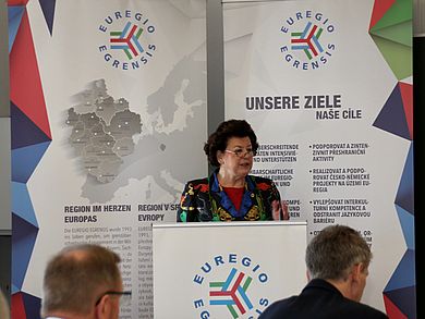 Gastrednerin war Generalkonsulin Kristina Larischová.