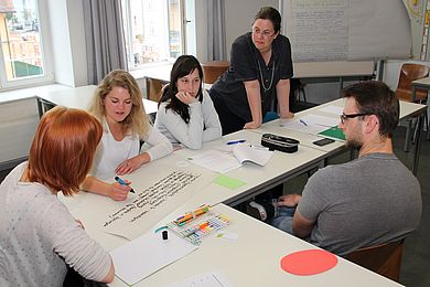 Die OTH Amberg-Weiden unterstützt Studierende mit studienbegleitenden Kursen.