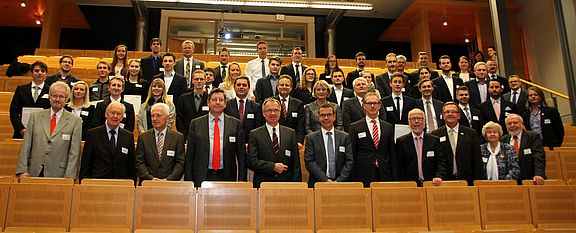 Für das Förderjahr 2016/2017) werden 34 Stipendiatinnen und Stipendiaten von Unternehmen, Stiftungen und Vereinen, darunter die beiden Fördervereine der OTH Amberg-Weiden, unterstützt. 