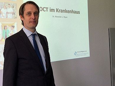 Dr. Alexander von Meyer, Chefarzt für Laboratoriumsmedizin der Kliniken Nordoberpfalz AG und des Klinikums St. Marien  