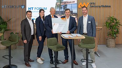 Nach bereits jahrelanger Zusammenarbeit wird die HT Group nun Innovativer LernOrt der OTH Amberg-Weiden (Quelle: Birgit Pechler/ HT Group)