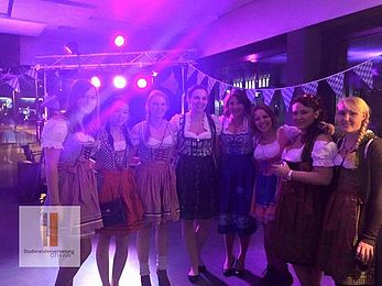 2015-16 WS OTH Oktoberfest Clubbing klein 13