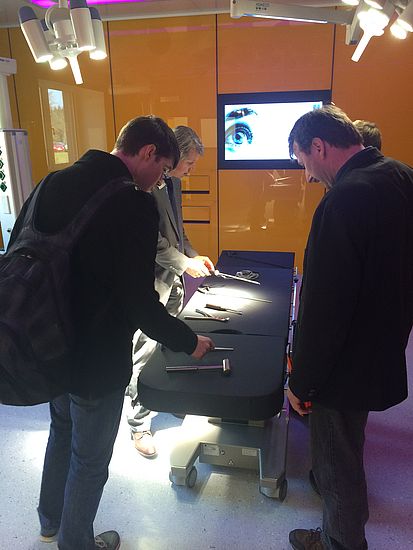 Am Freitag, 14. März 2014, öffnete die Ostbayerische Technische Hochschule Amberg-Weiden ihre Hörsaal- und Labortüren für über 500 Schülerinnen und Schüler aus der Region, die sich für ein Studium in den Bereichen Technik oder Wirtschaft interess