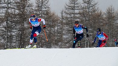 Miriam Reisenecker (Mitte) trat bei den FISU Games in Turin sehr erfolgreich für Deutschland im Skilanglauf an