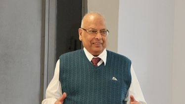 Prof. Dr. Narendra Bansal 